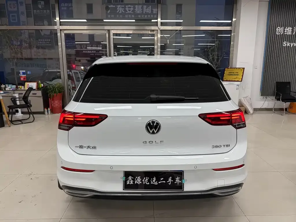 Volkswagen Golf 2022 из CN, фото 9