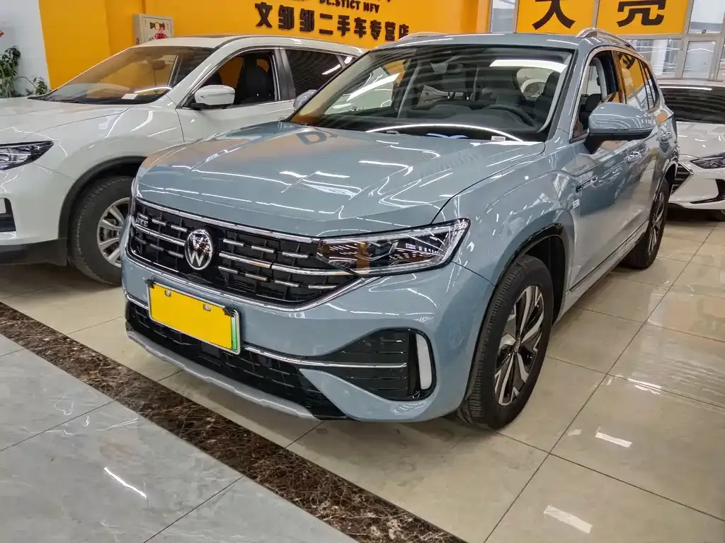 Volkswagen GTE PHEV