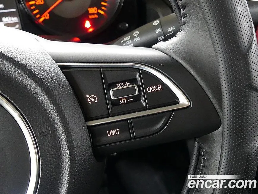 Suzuki Jimny 2024 из KR, фото 2