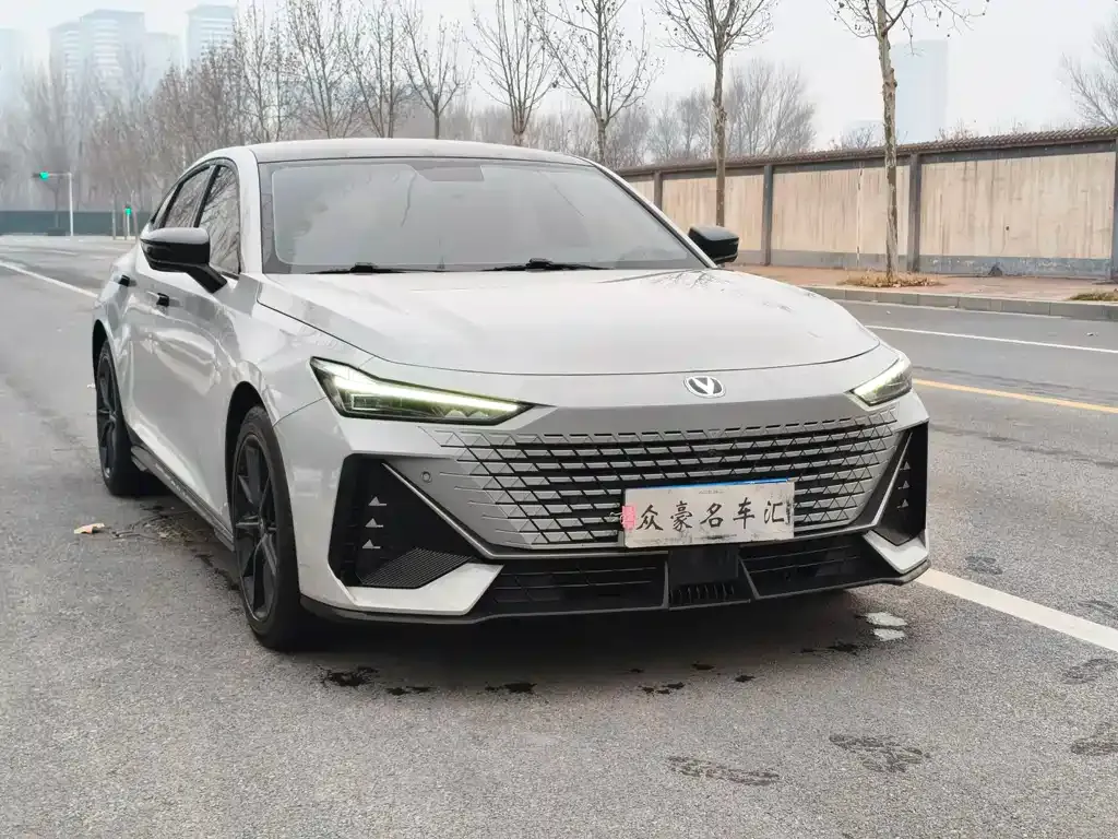 Changan UNI-V 2023 из CN, фото 8