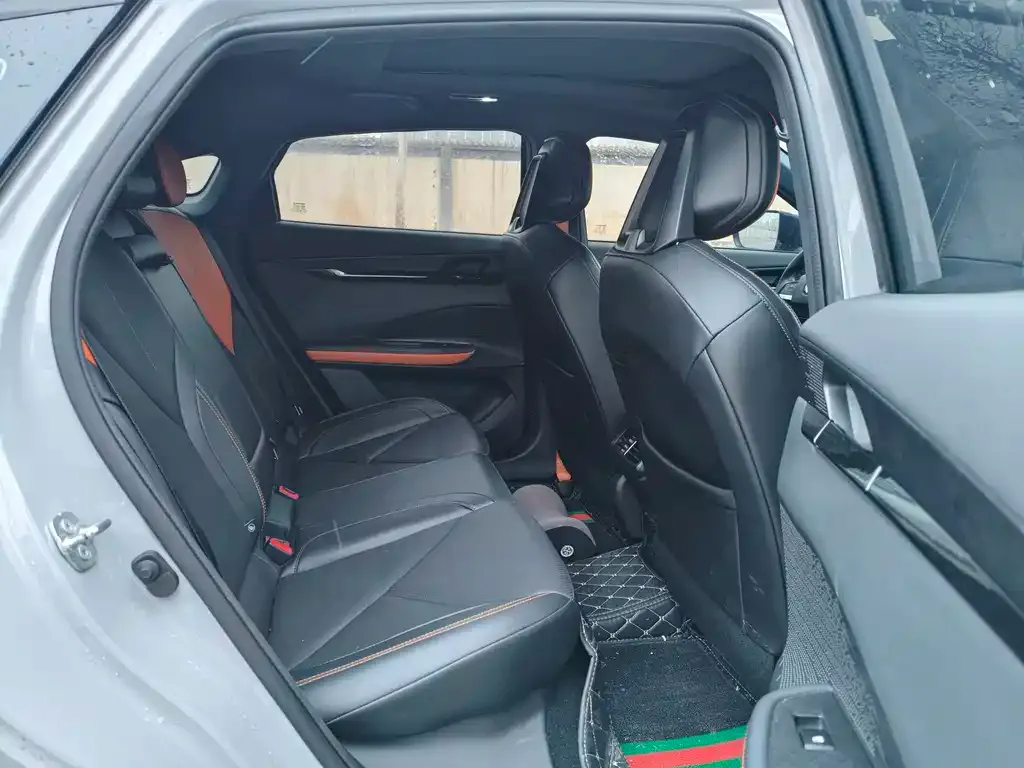 Changan UNI-V 2023 из CN, фото 2