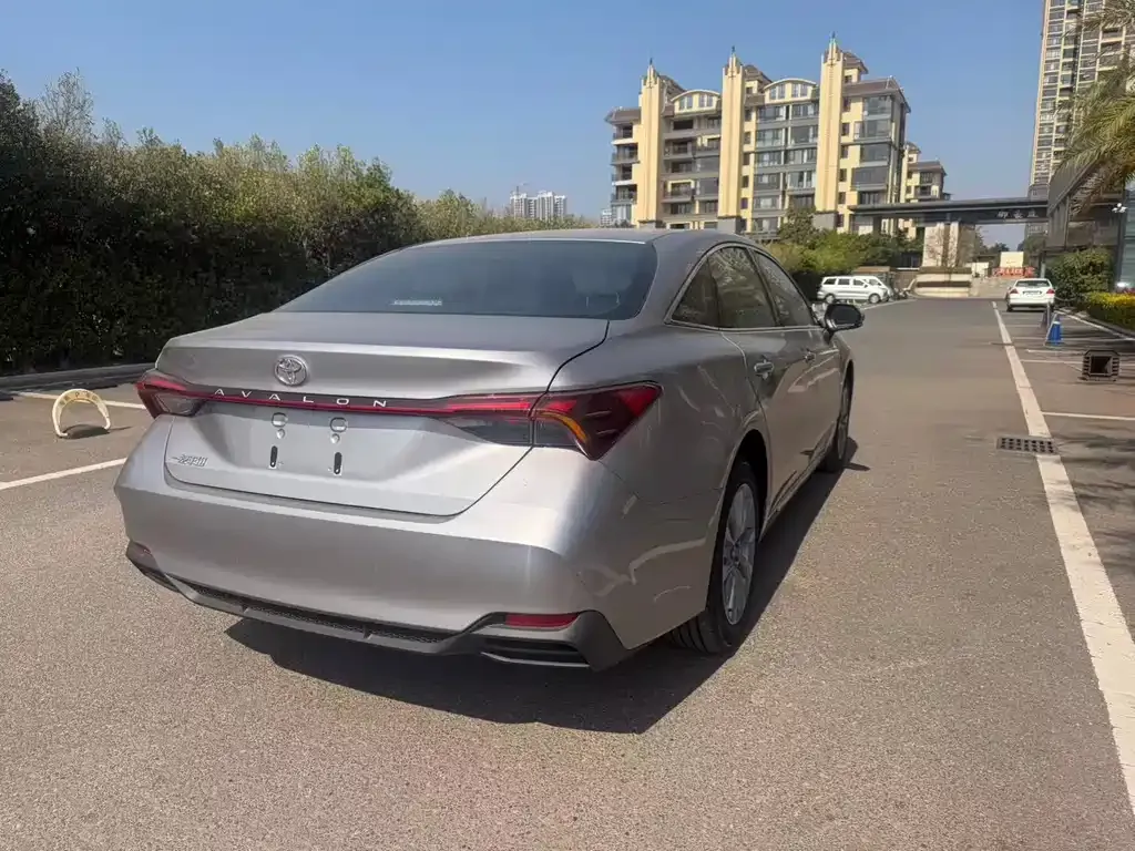 Toyota Avalon 2026 из CN, фото 4