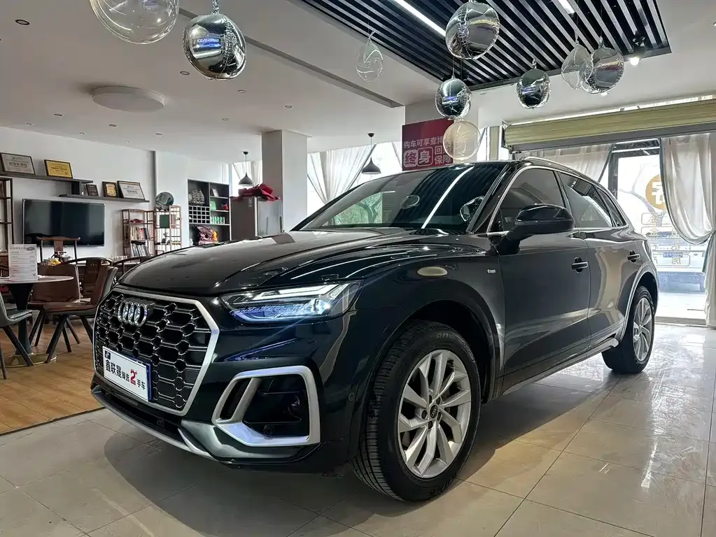 Audi Q5L 2022 из CN, фото 1