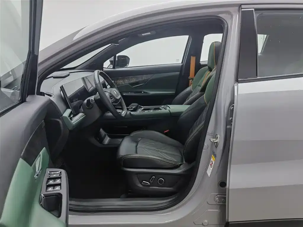Changan UNI-T 2023 из CN, фото 5