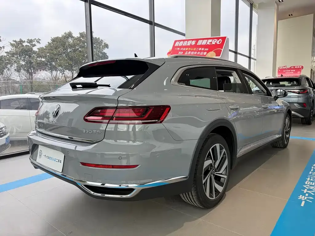 Volkswagen CC 2023 из CN, фото 4