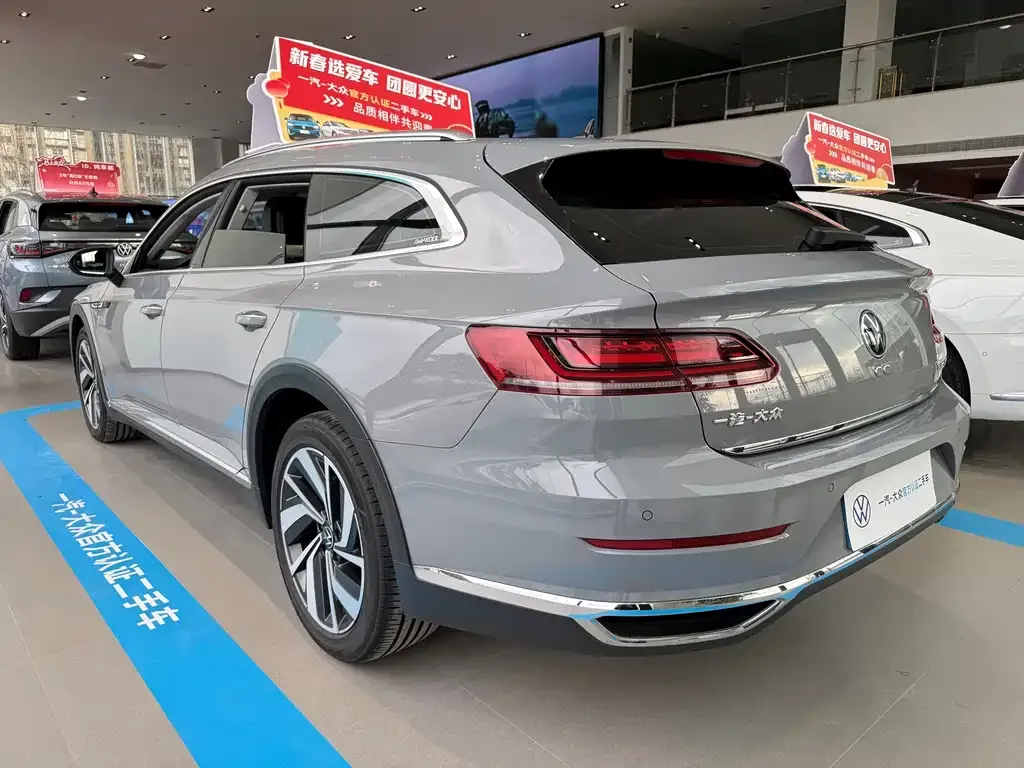 Volkswagen CC 2023 из CN, фото 2