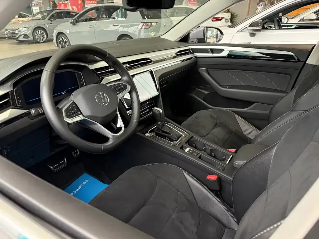 Volkswagen CC 2023 из CN, фото 6
