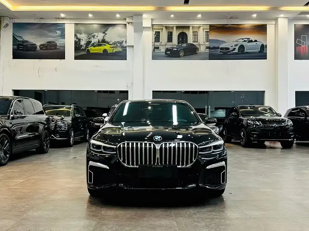 BMW 7 Series 2021 из CN, фото 2