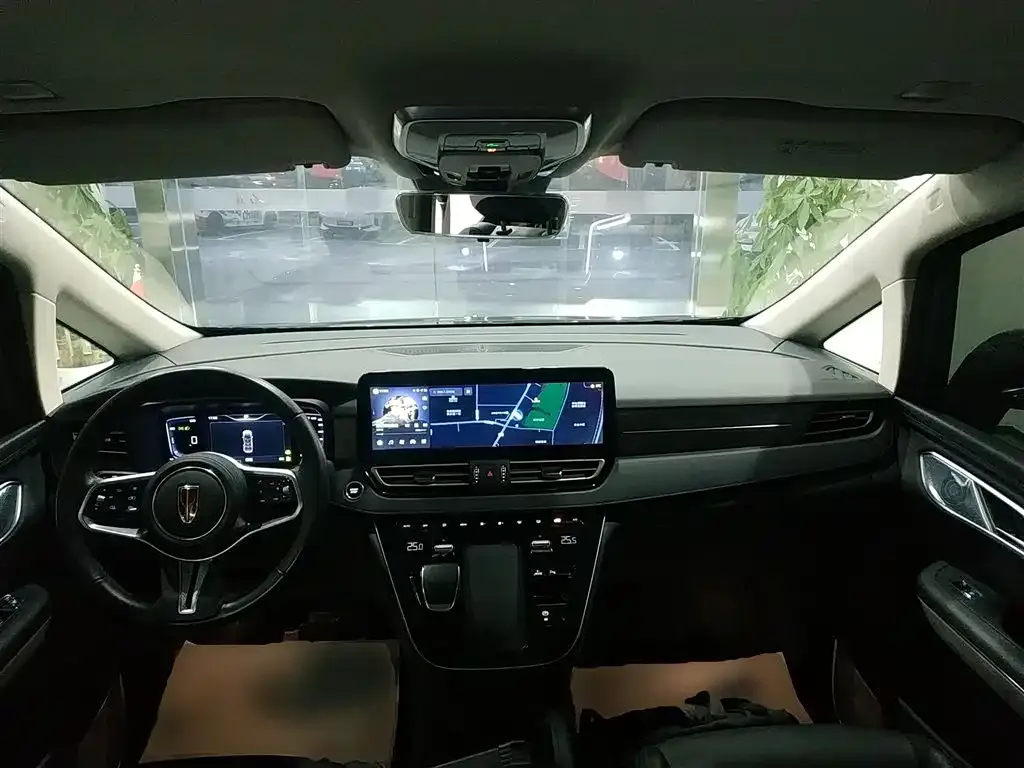 Hongqi HQ9 PHEV 2024 из CN, фото 3