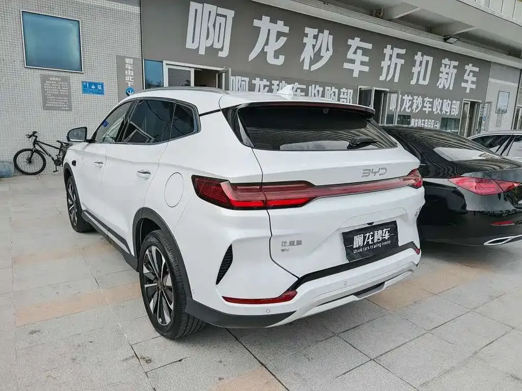 BYD PLUS New Energy — фото 6
