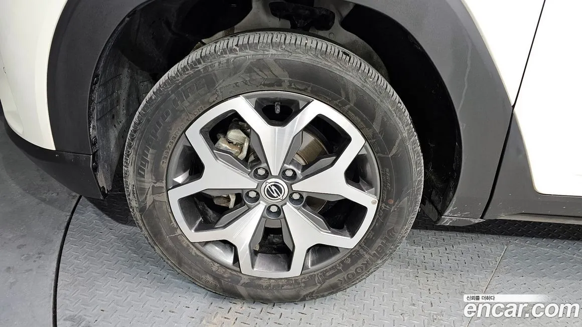 KG Mobility (Ssangyong) Torres — фото 9