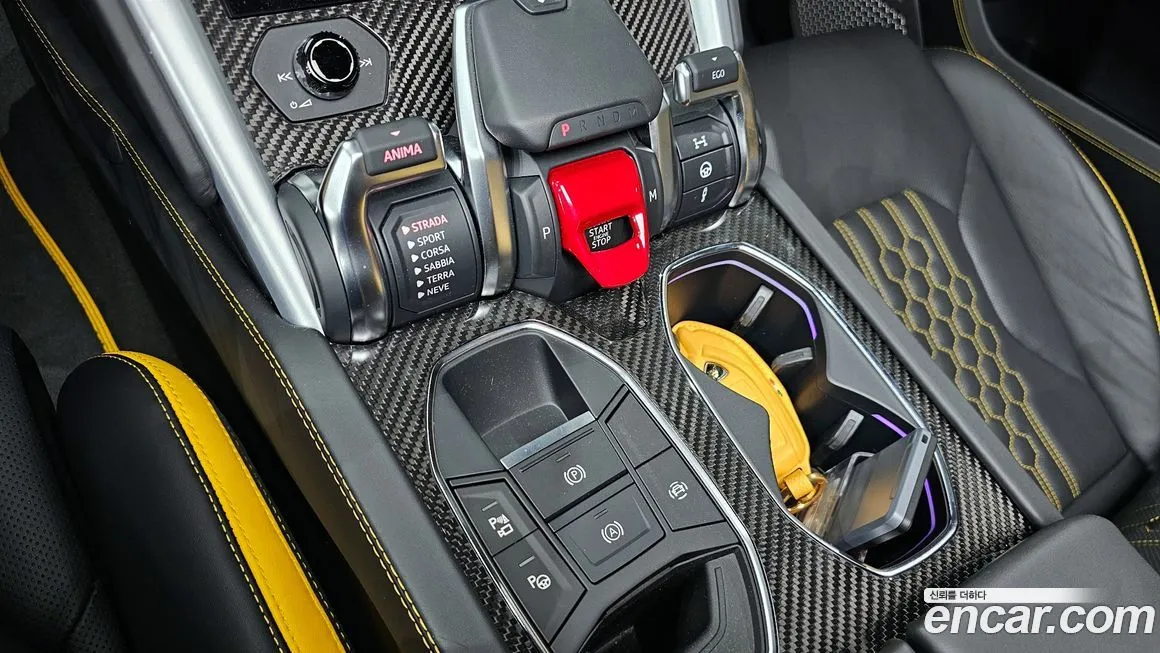 Lamborghini Urus — фото 10