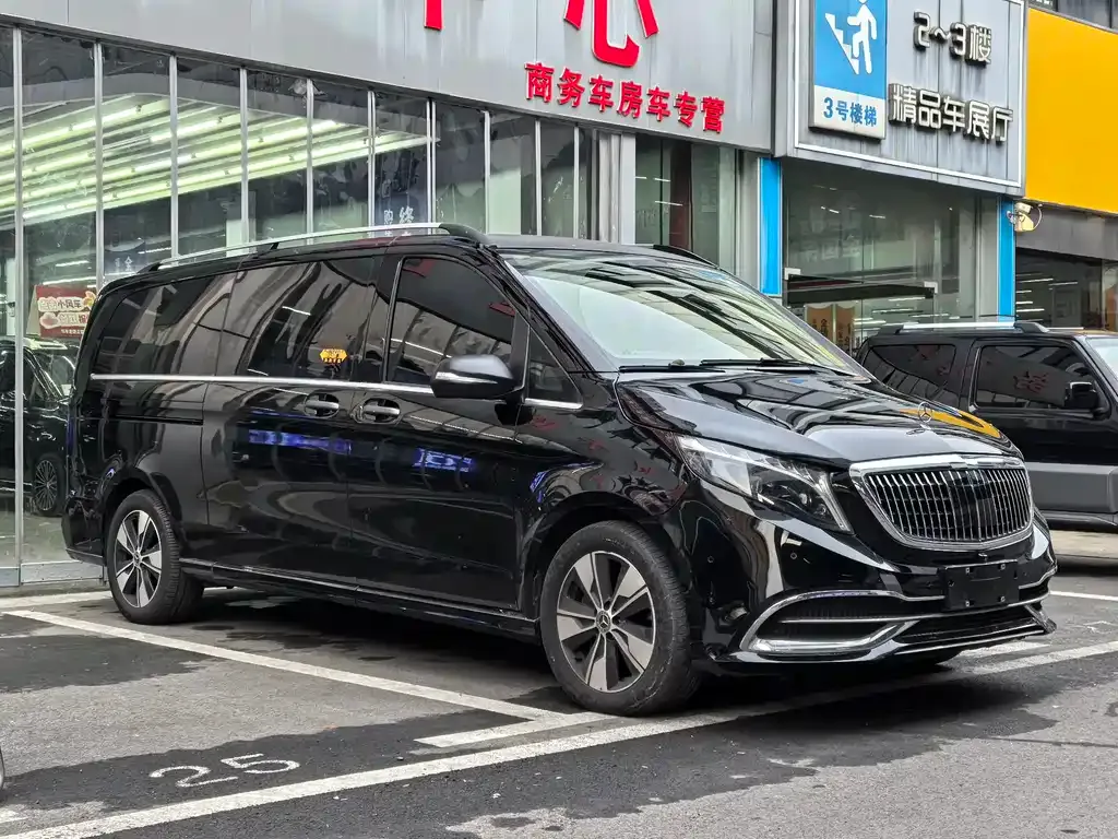 Mercedes-Benz V-Class 2023 из CN, фото 6