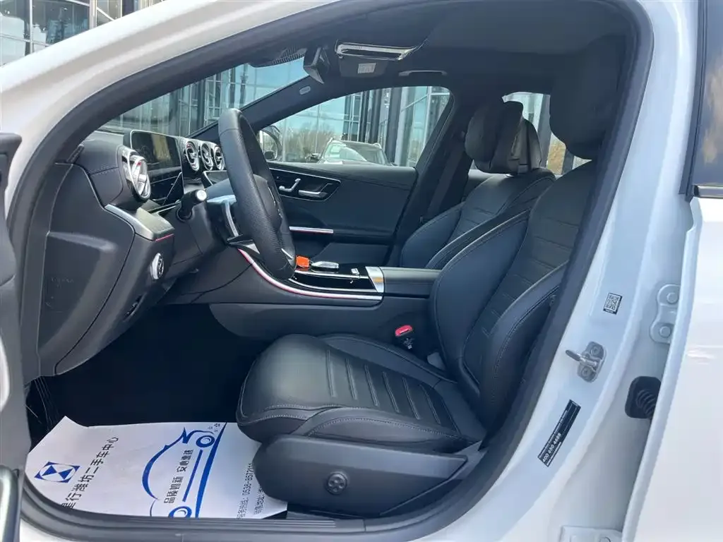 Mercedes-Benz C-Class 2024 из CN, фото 10