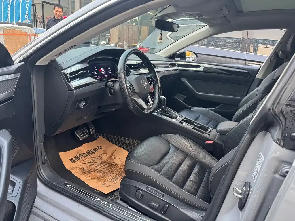 Volkswagen CC 2022 из CN, фото 5