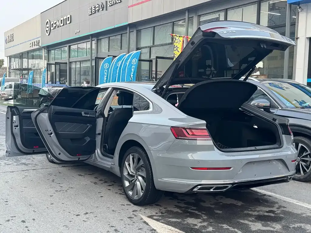 Volkswagen CC 2022 из CN, фото 8