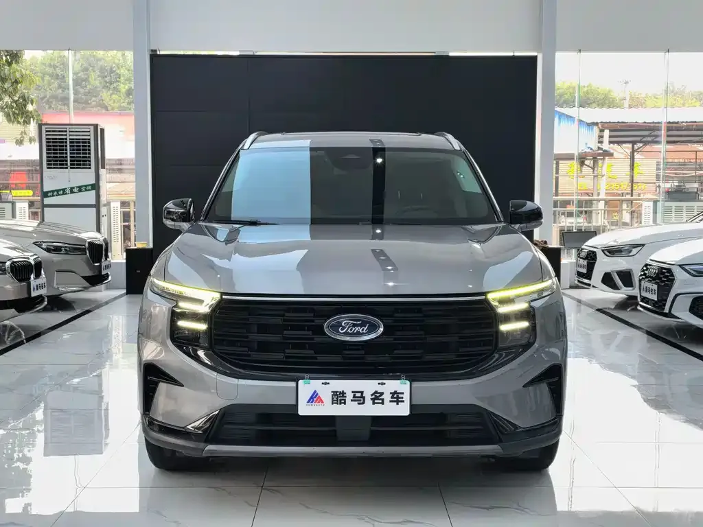 Ford Edge 2023 из CN, фото 3
