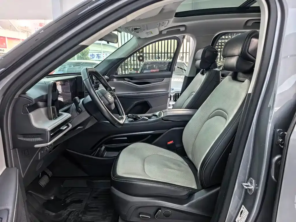 Ford Edge 2023 из CN, фото 5