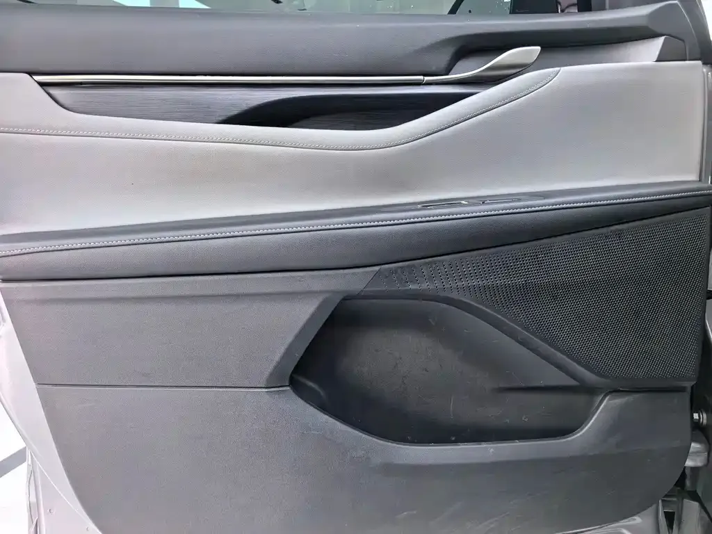 Ford Edge 2023 из CN, фото 7