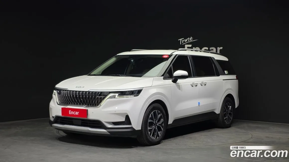 Kia Carnival 2023 из KR, фото 1