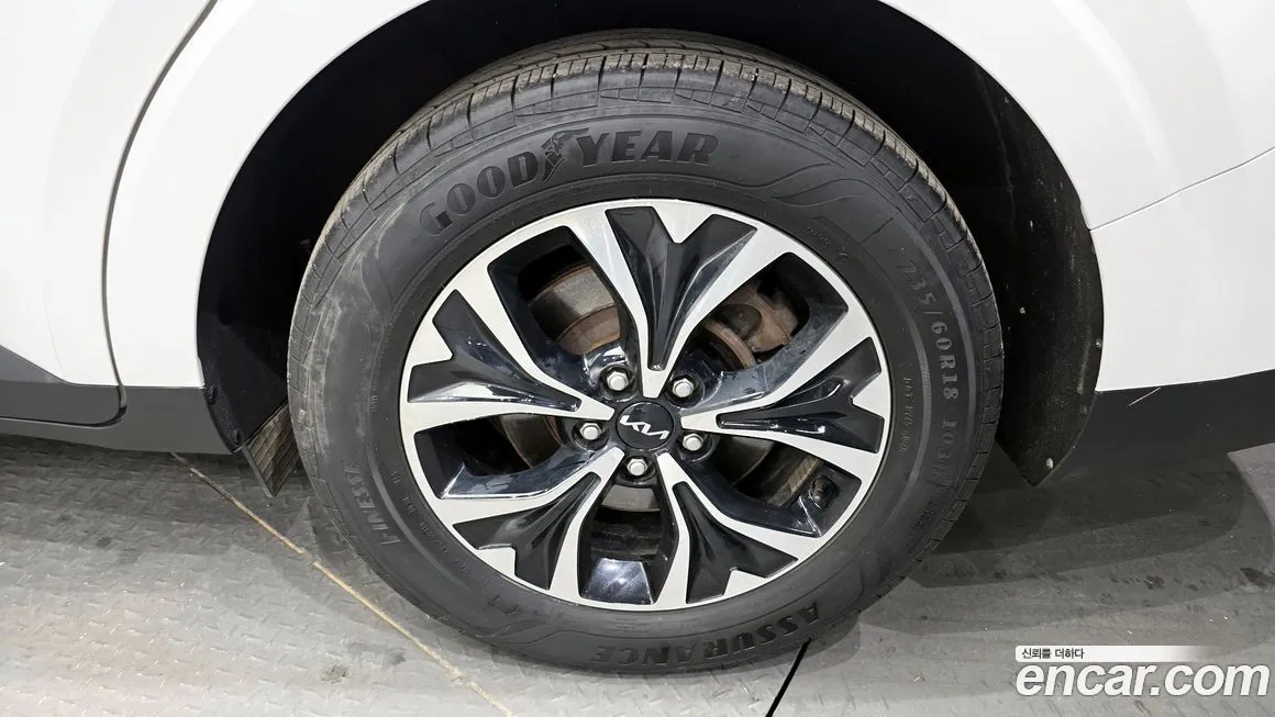 Kia Carnival 2023 из KR, фото 10