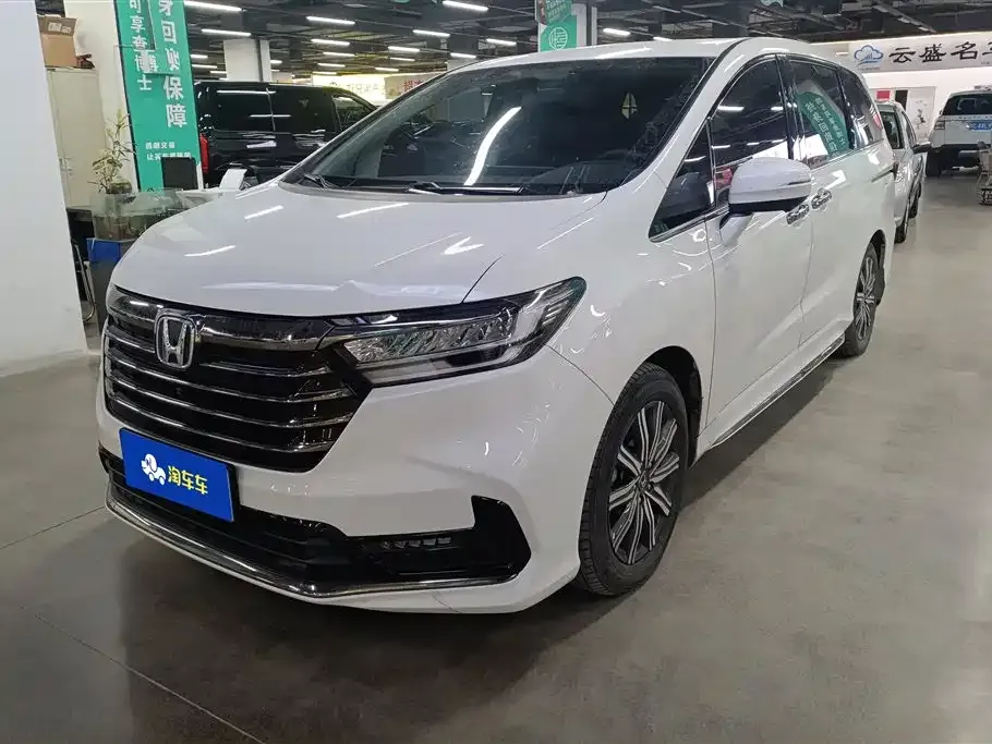 Honda Odyssey — фото 1