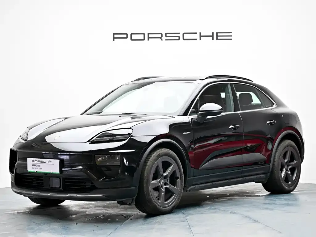 Porsche Macan EV