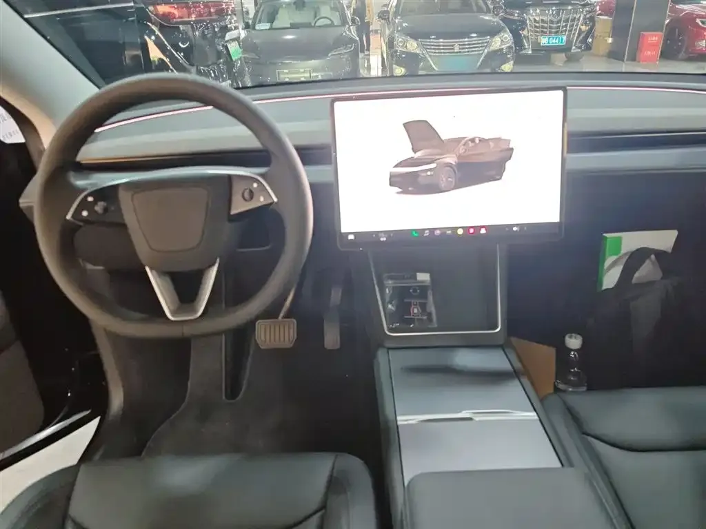 Tesla Model Y — фото 2