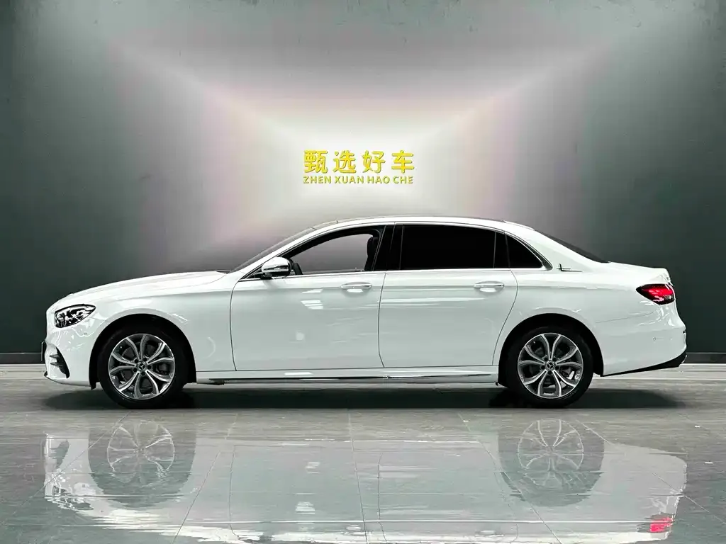 Mercedes-Benz E-Class 2024 из CN, фото 2