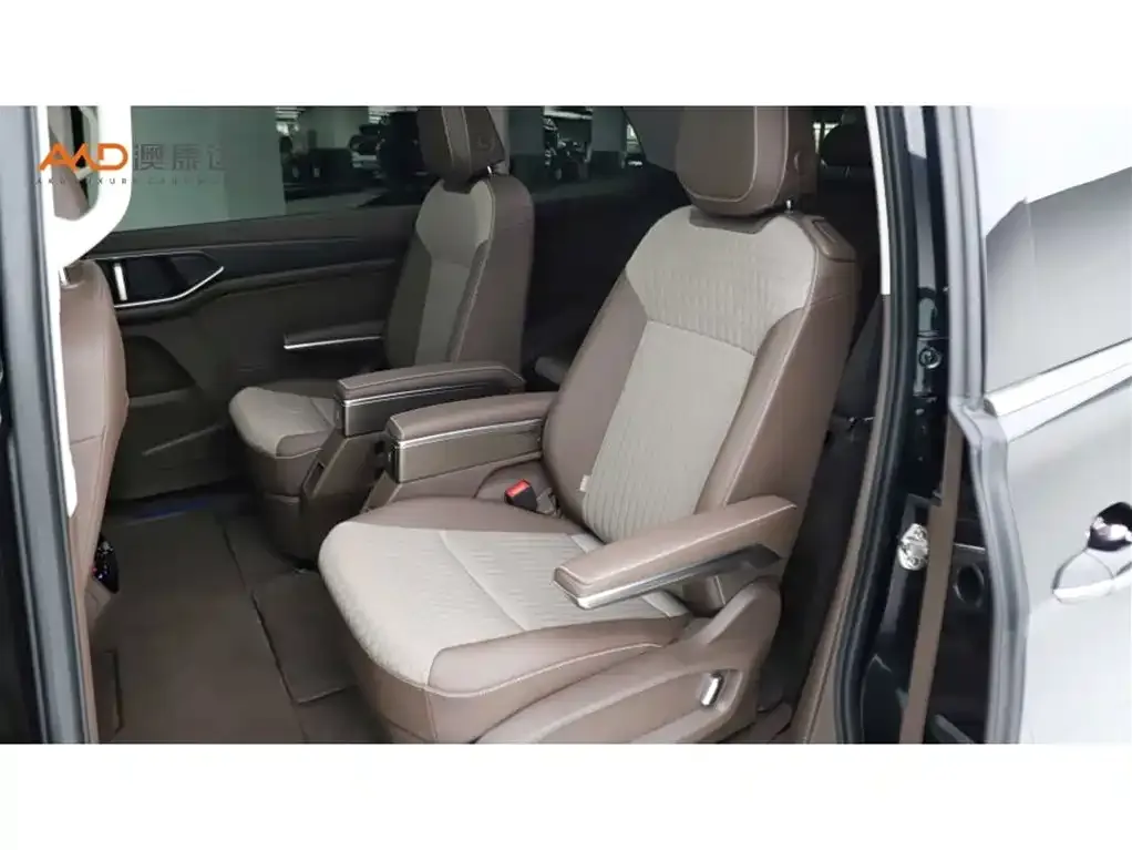 Volkswagen Viloran 2025 из CN, фото 10
