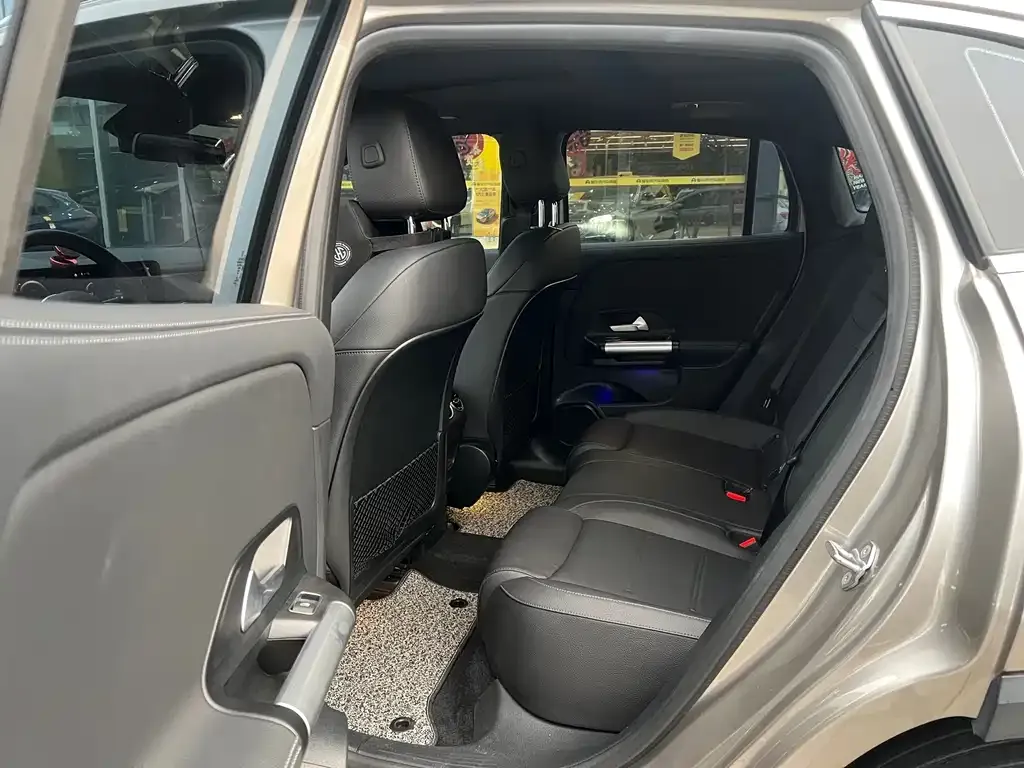 Mercedes-Benz EQA 2022 из CN, фото 8