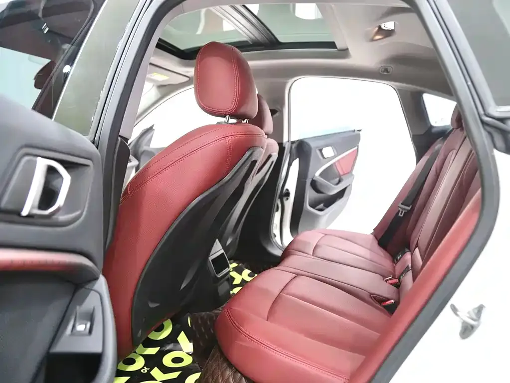 BMW 2 Series (Import) 2024 из CN, фото 7