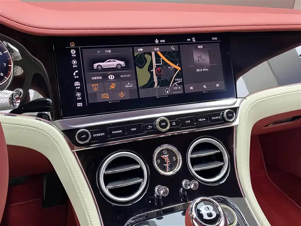 Bentley Continental 2024 из CN, фото 7