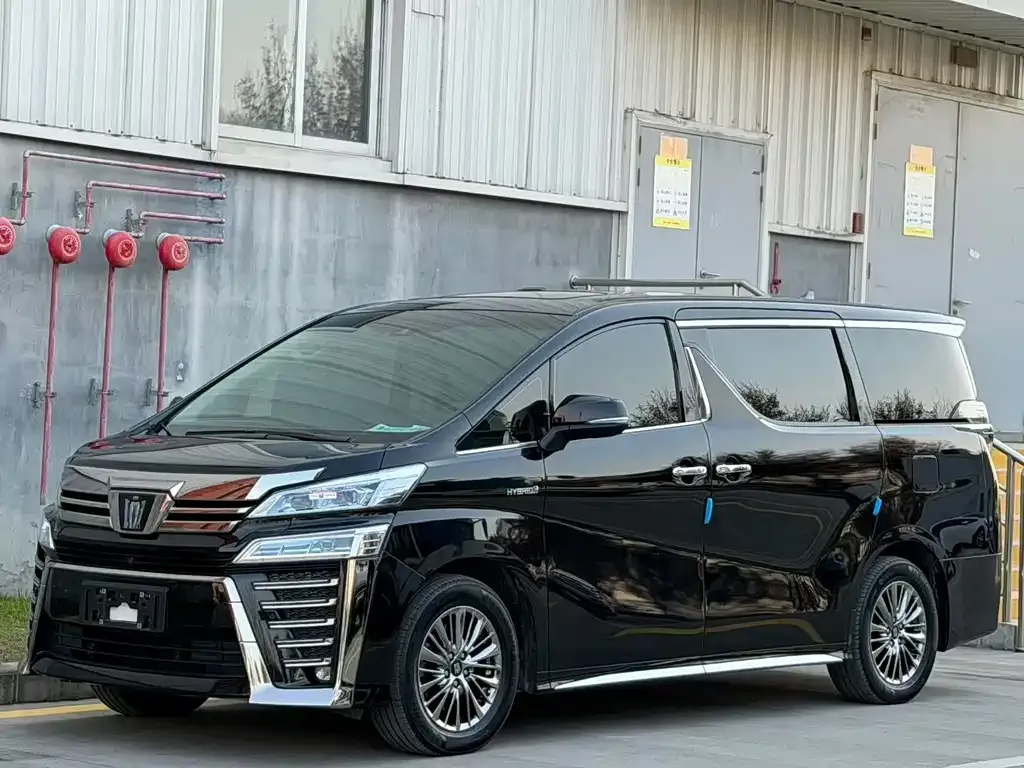 Toyota Vellfire 2022 из CN, фото 1