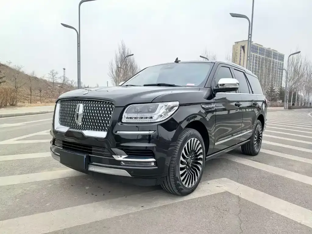 Lincoln Navigator 2022 из CN, фото 1