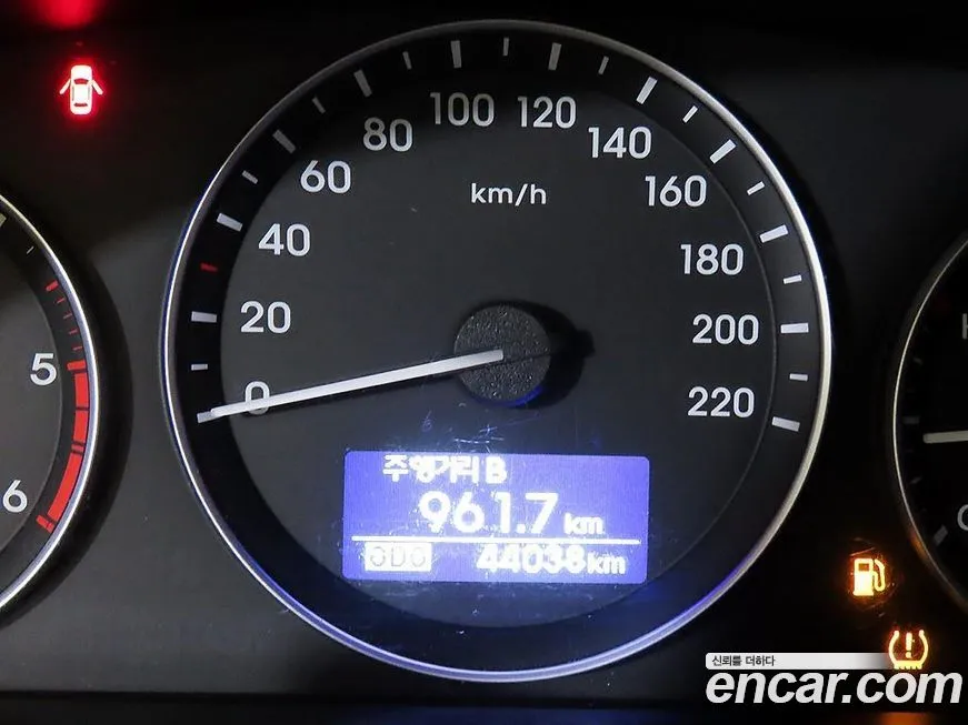 Hyundai Starex 2021 из KR, фото 2