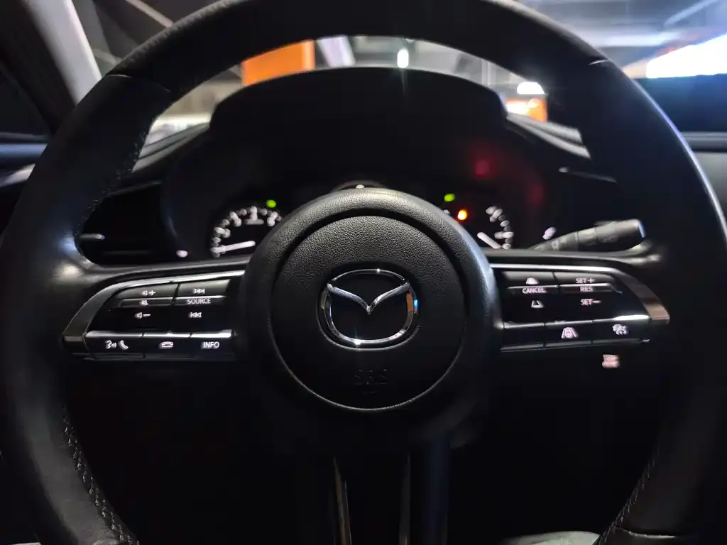 Mazda CX-30 2023 из CN, фото 5