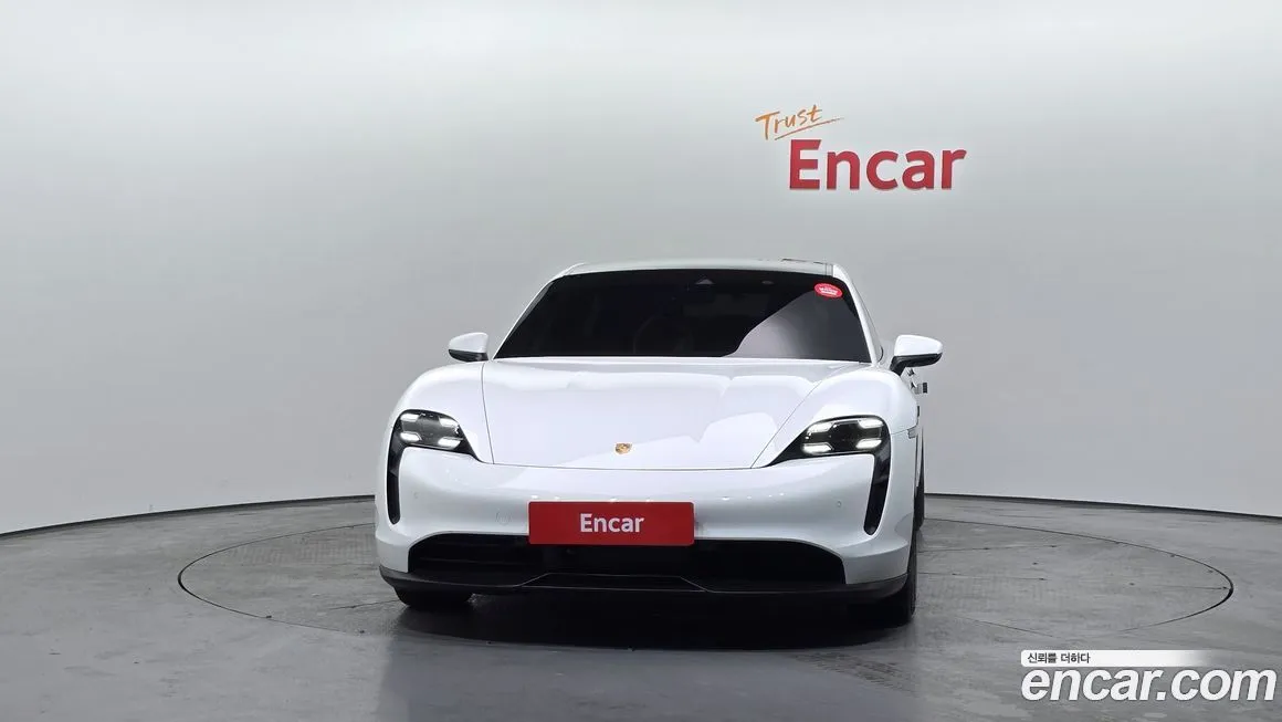 Porsche Taycan 2021 из KR, фото 4
