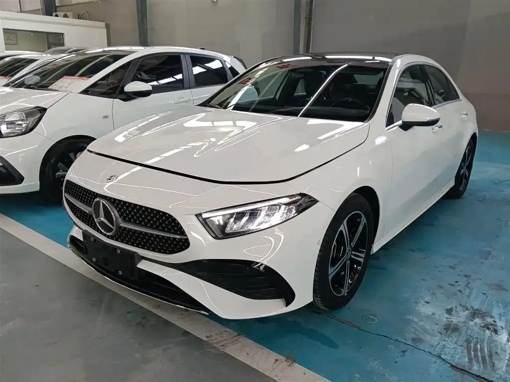 Mercedes-Benz A-Class — фото 1