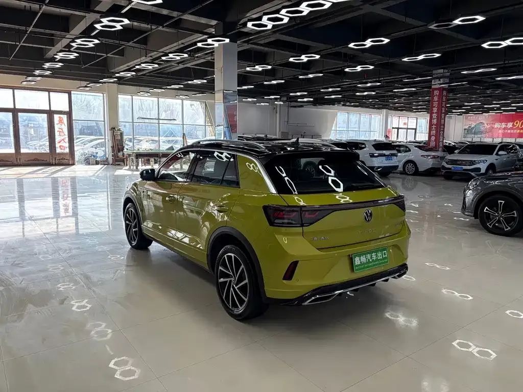 Volkswagen T-Roc 2023 из CN, фото 10