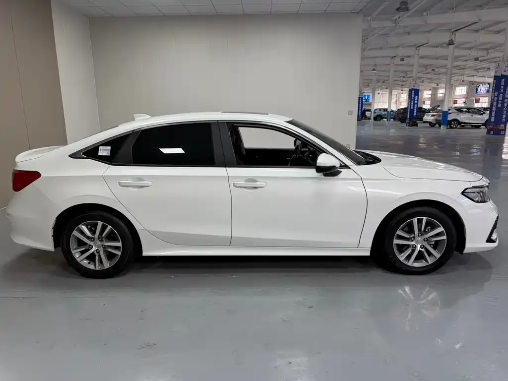 Honda Civic 2024 из CN, фото 9