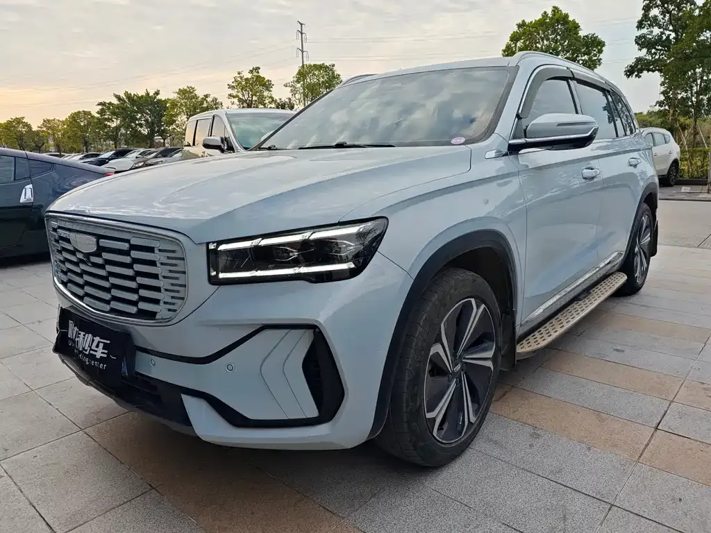 Geely Xingyue L — фото 1