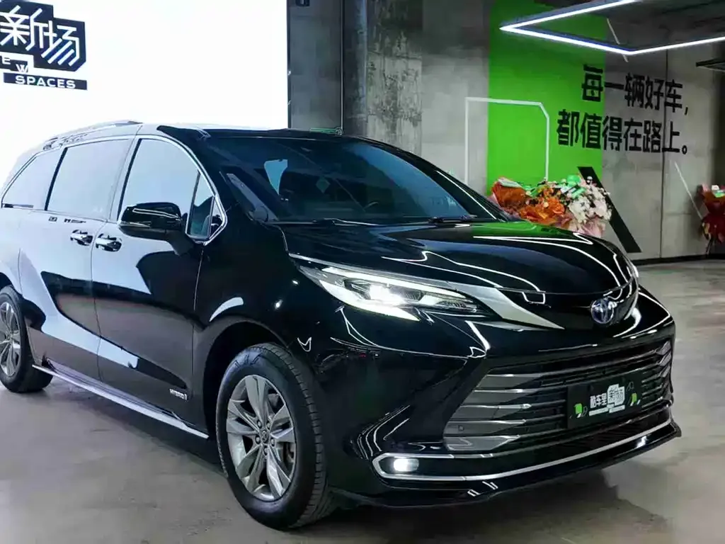 Toyota Sienna 2022 из CN, фото 9