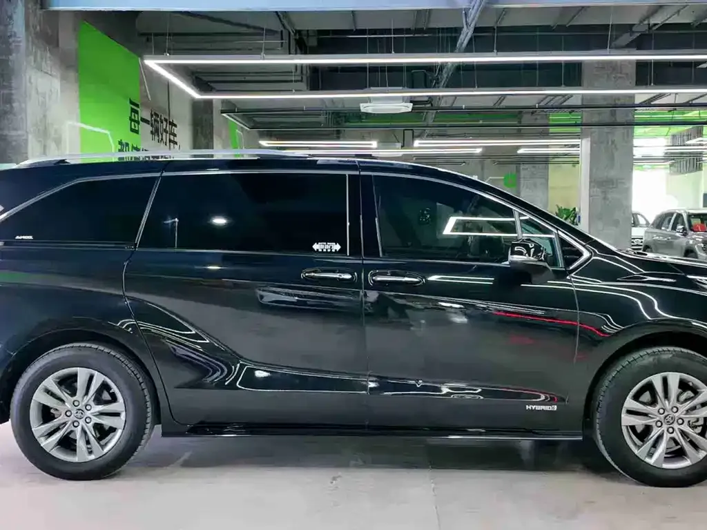 Toyota Sienna 2022 из CN, фото 8