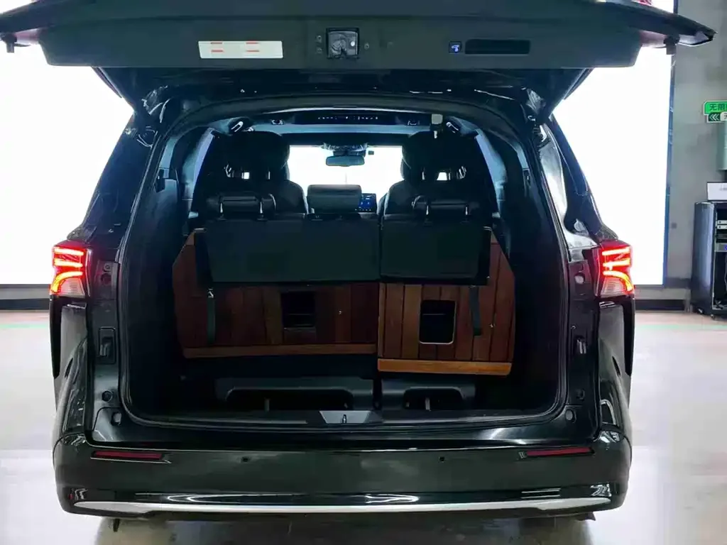 Toyota Sienna 2022 из CN, фото 10