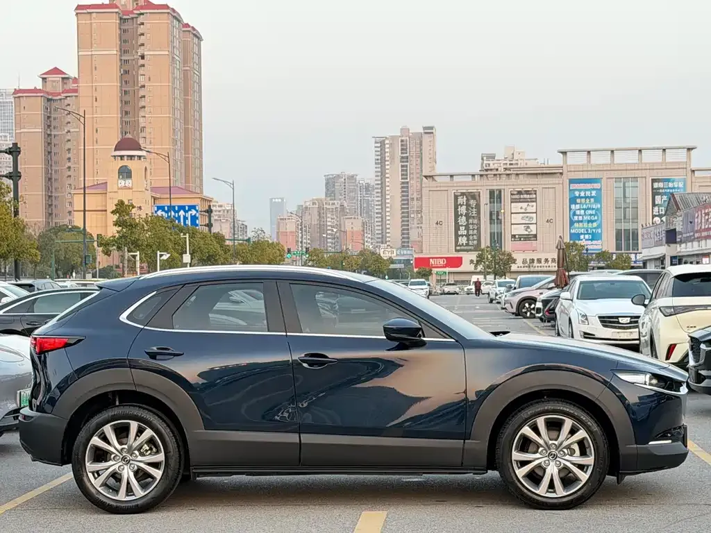 Mazda CX-30 2022 из CN, фото 8