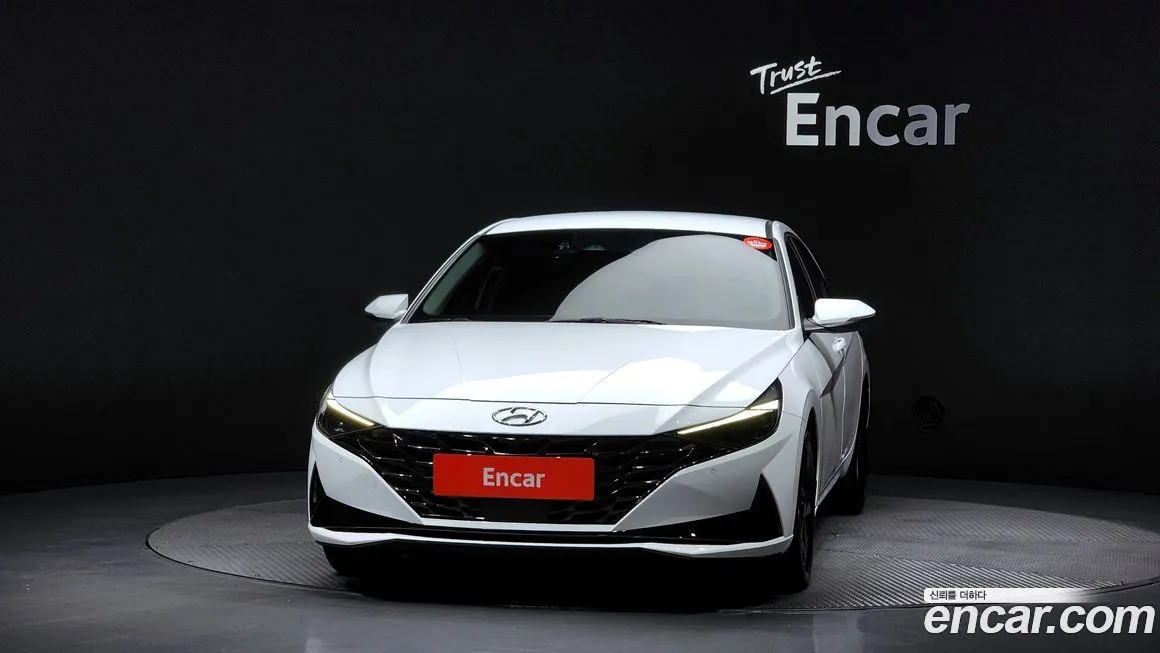Hyundai AVANTE 2023 из KR, фото 2