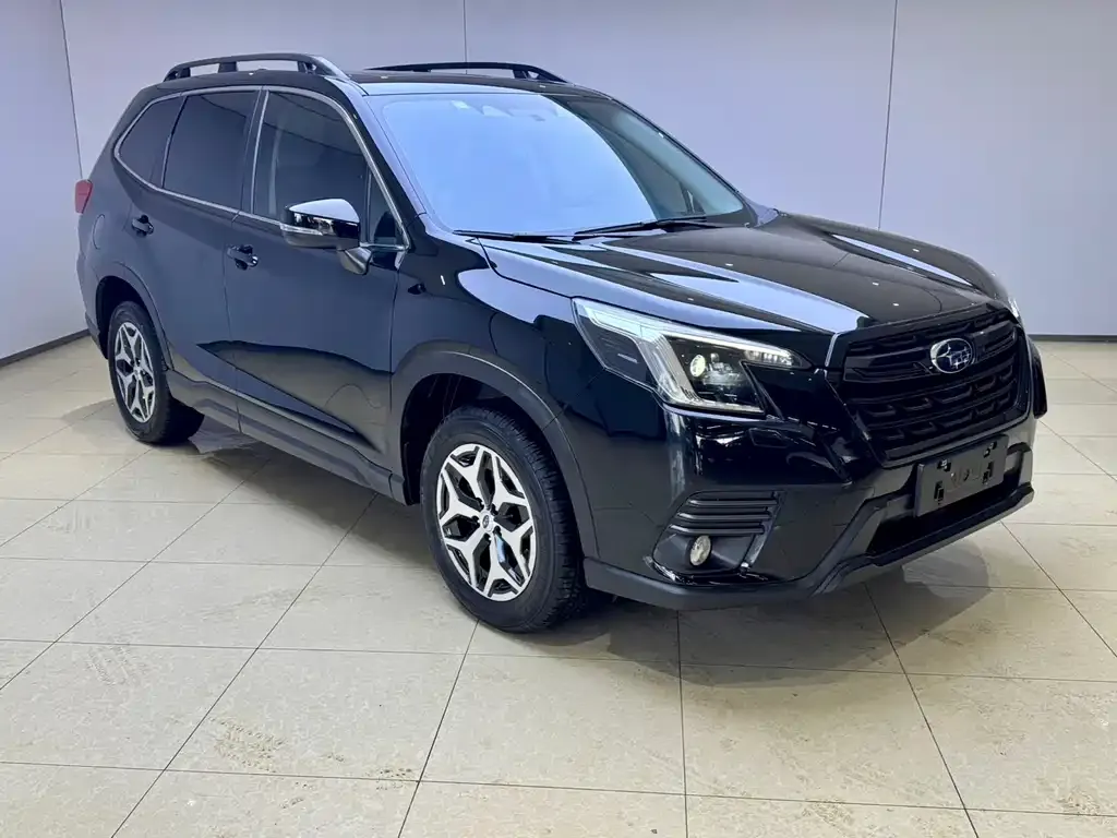 Subaru Forester 2023 из CN, фото 7