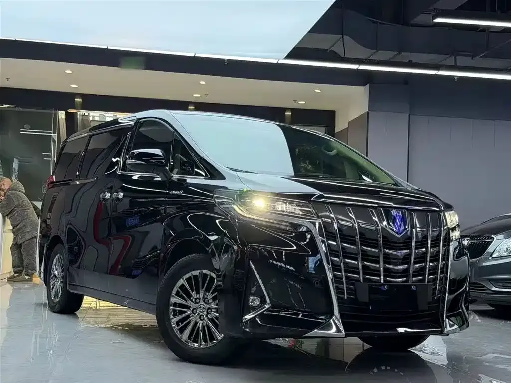 Toyota Alphard 2021 из CN, фото 9