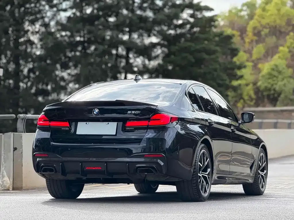 BMW 5 Series (Import) — фото 8
